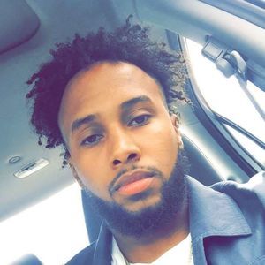 Meet your Posher, Domenique